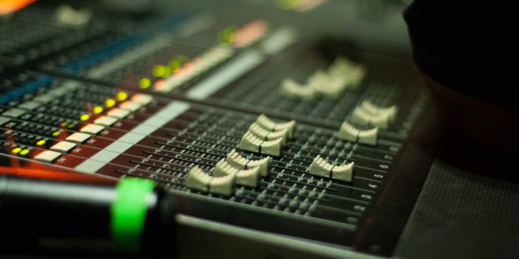 ElevenLabs joue la carte du buzz avec son innovation text-to-sound